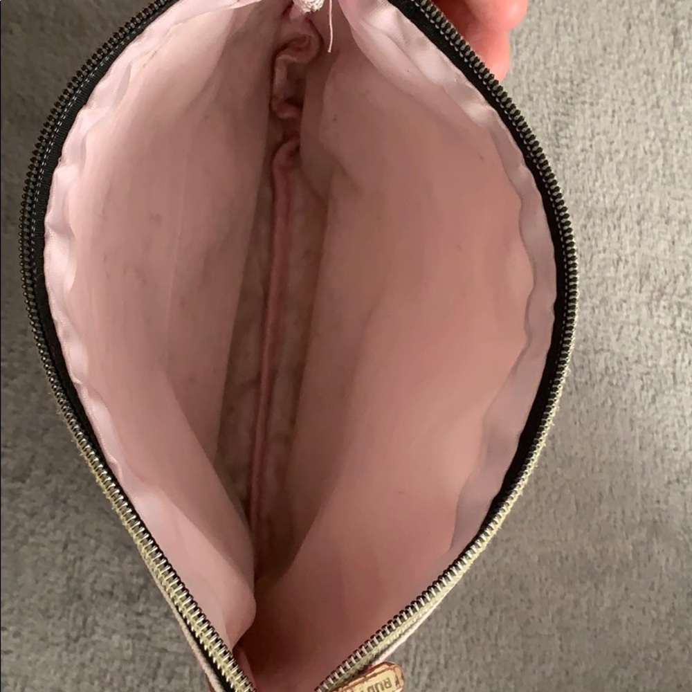 COSMETICS LIP BAG - Picture 3 of 3
